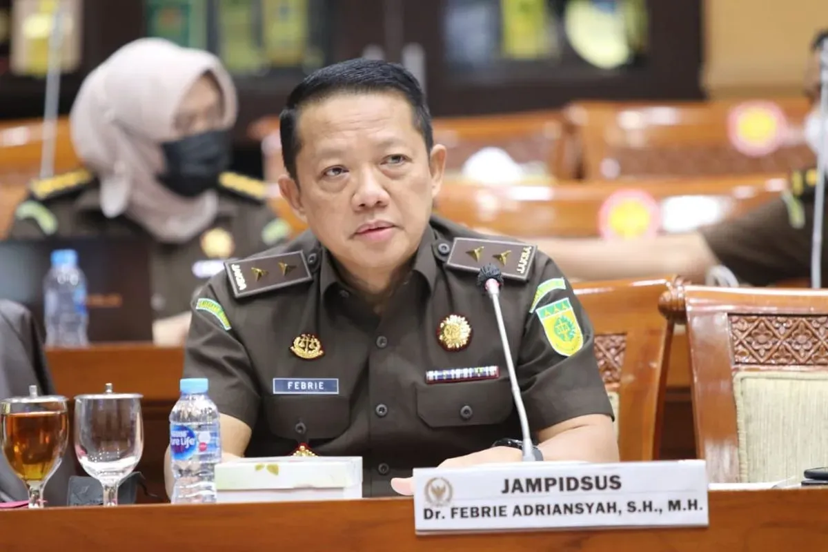 Jampidsus Febrie Adriansyah