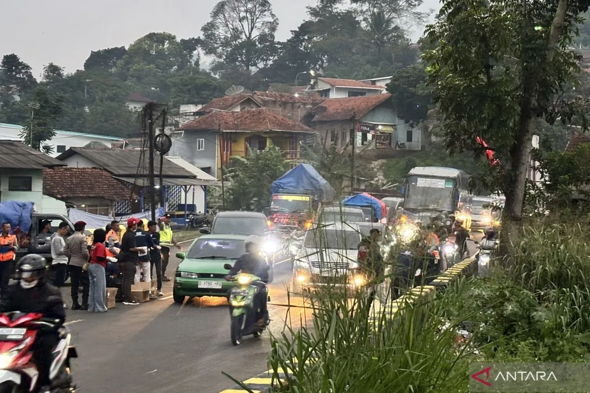 Gotong Royong di Jalur Mudik: Melayani 143 Juta Pemudik Lebaran 2026