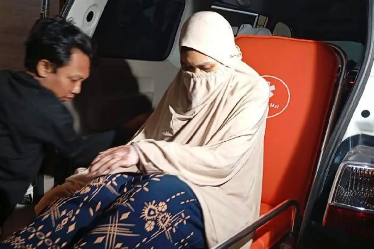 Perempuan berumur 30 tahun berinisial M melaporkan dugaan penganiayaan oleh suami sirinya yang berstatus polisi aktif ke Bareskrim Polri pada Kamis, 2 Juli 2026. - dok Tempo
