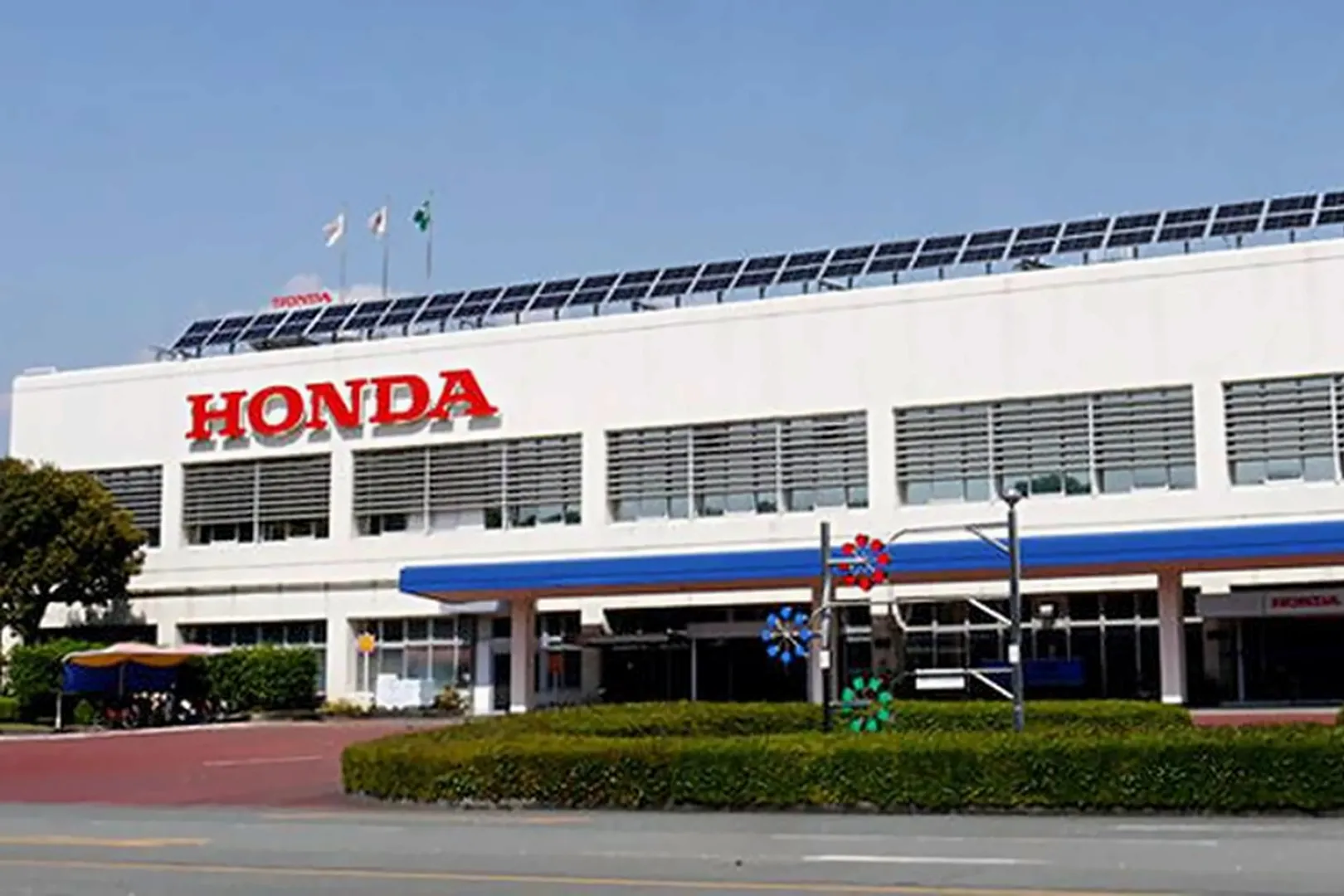 Langkah Ksatria Honda: Pivot Strategis ke Teknologi Hybrid demi Bangkit Kembali