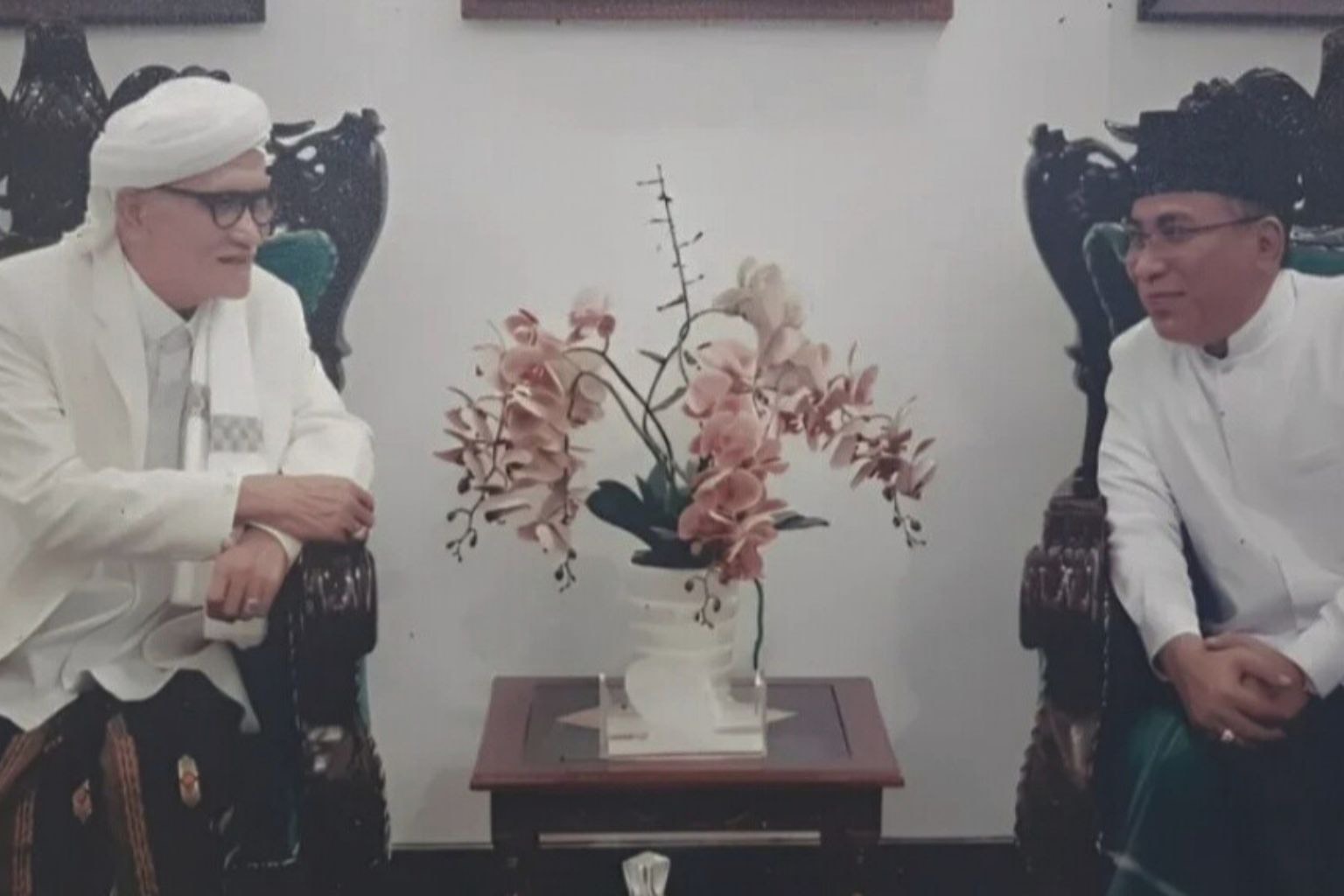 Pleno Ganda PBNU, Kepemimpinan Diuji di Forum Terpisah