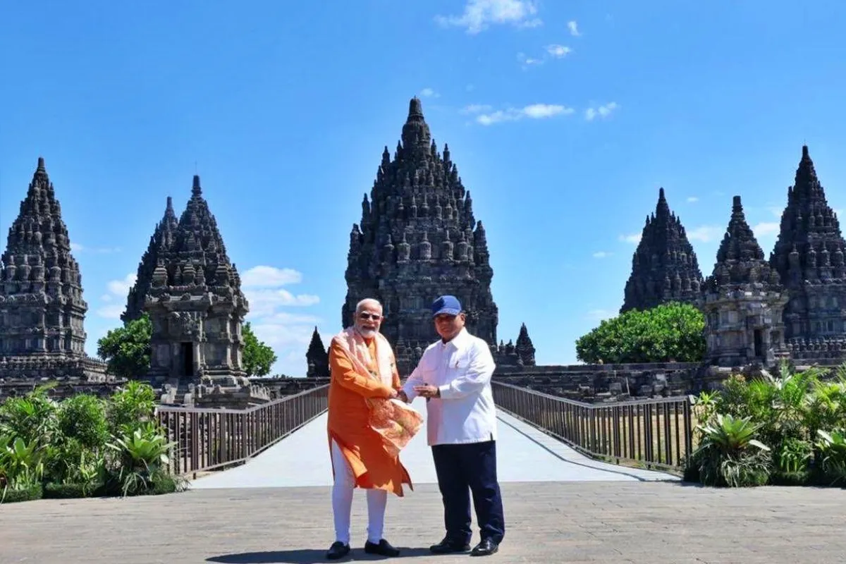 Presiden Prabowo dan PM Narendra Modi di Prambanan