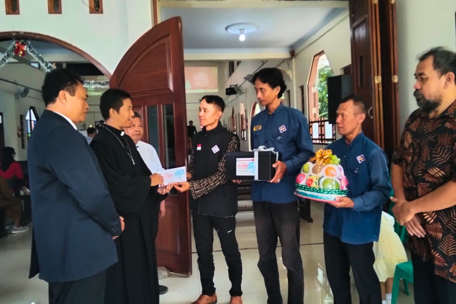 Sehat Tentrem Teguhkan Kebersamaan Natal Lewat Tali Asih
