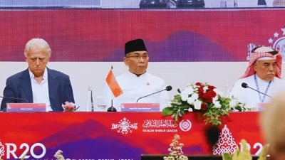 Mengurai Peran Holland Taylor dan Tantangan Kewaspadaan Ormas di Era Global